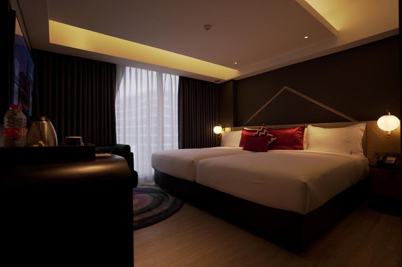 Awann Sewu Boutique Hotel&Suite Semarang Bagian luar foto