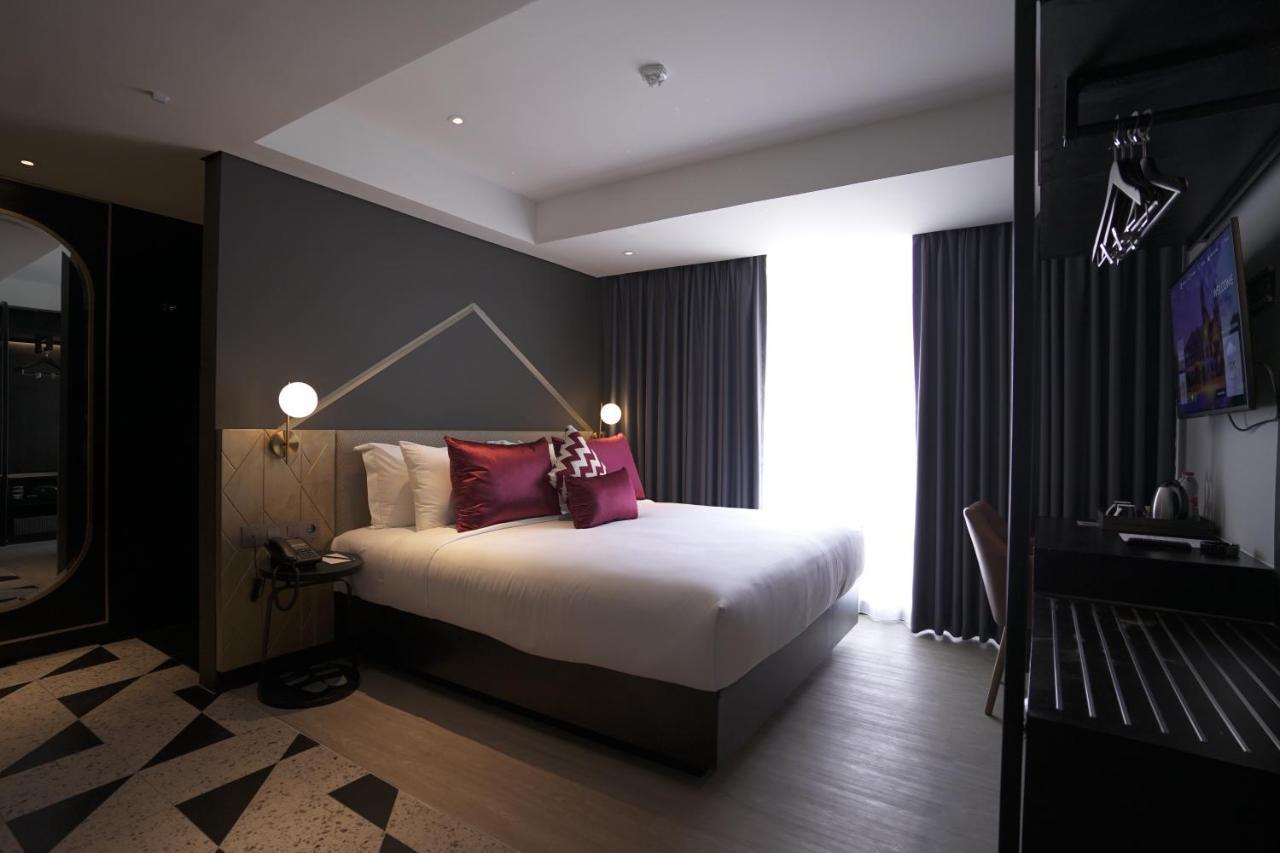 Awann Sewu Boutique Hotel&Suite Semarang Bagian luar foto